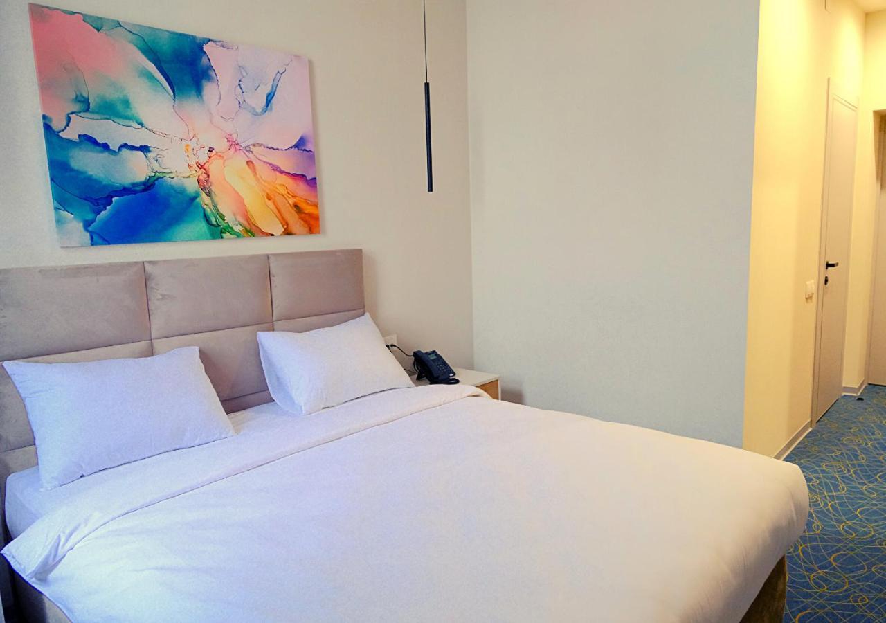 Add Hotel Almaty Ngoại thất bức ảnh