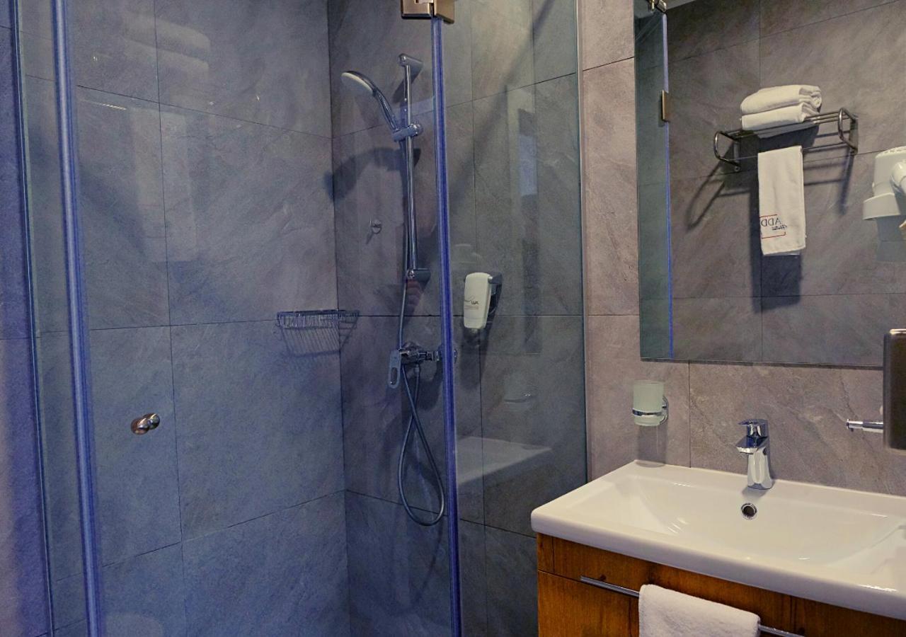 Add Hotel Almaty Ngoại thất bức ảnh