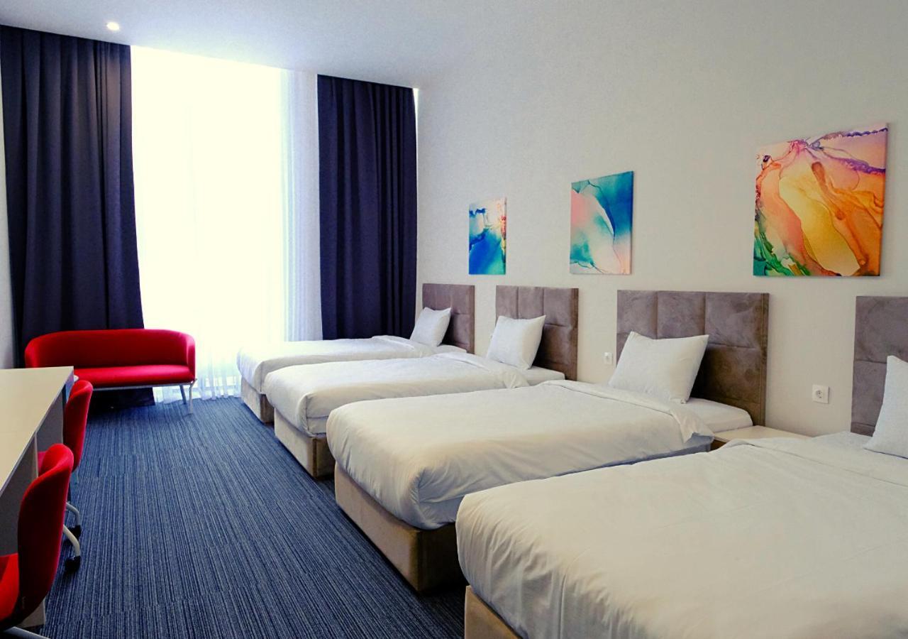 Add Hotel Almaty Ngoại thất bức ảnh