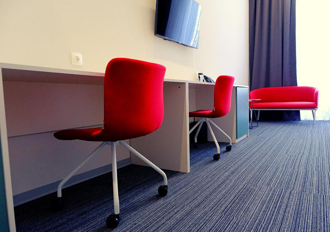 Add Hotel Almaty Ngoại thất bức ảnh