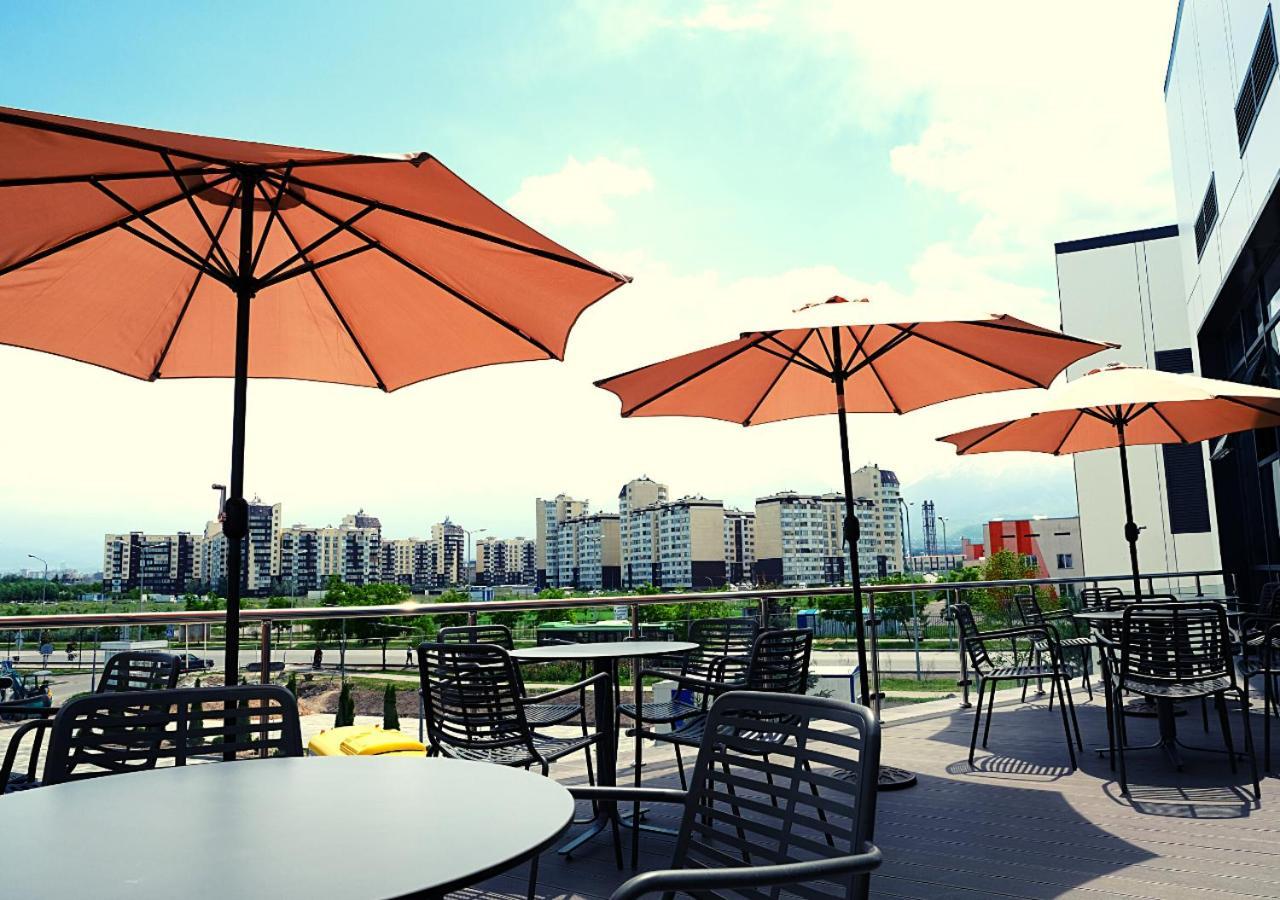 Add Hotel Almaty Ngoại thất bức ảnh